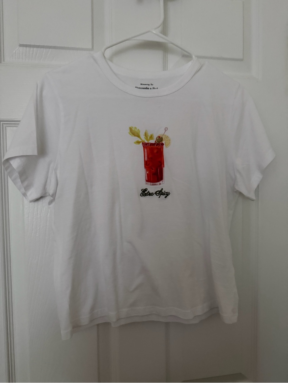 Abercrombie - Graphic Tshirt - Extra Spicy - Small